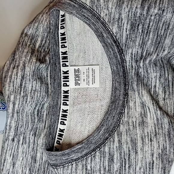 Free with purchasePink Victoria's Secret Crewneck logo graphic Heathered Zippers - Picture 6 of 6